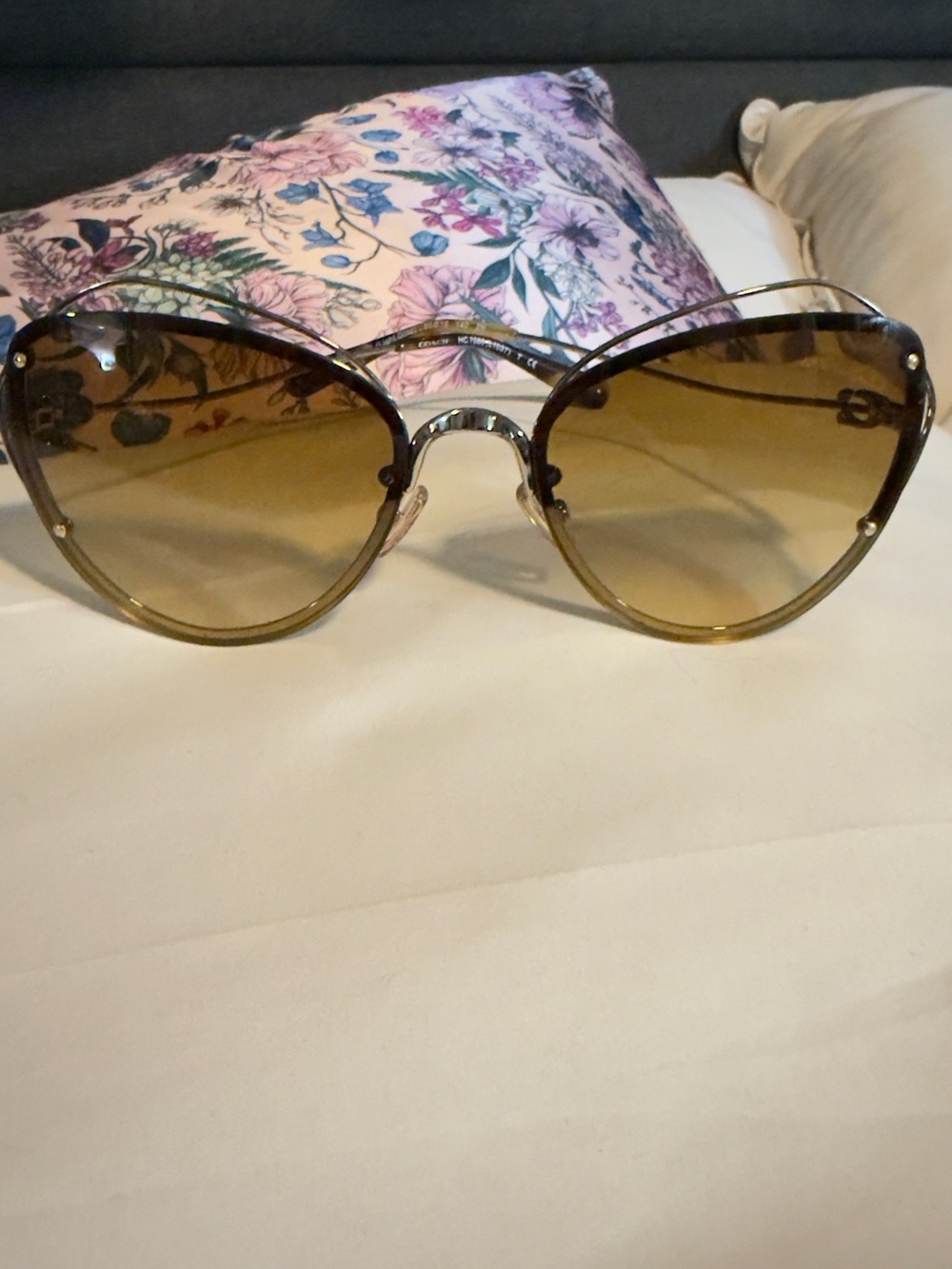 Coach Women's Brown Gradient Lens Sunglasses - Picture 1 of 6